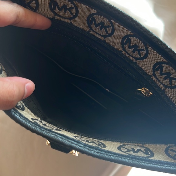 Michael Kors - Picture 7 of 7